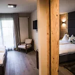 Dieschen Hotel 3*