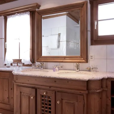 Dieschen Ξενοδοχείο 3*